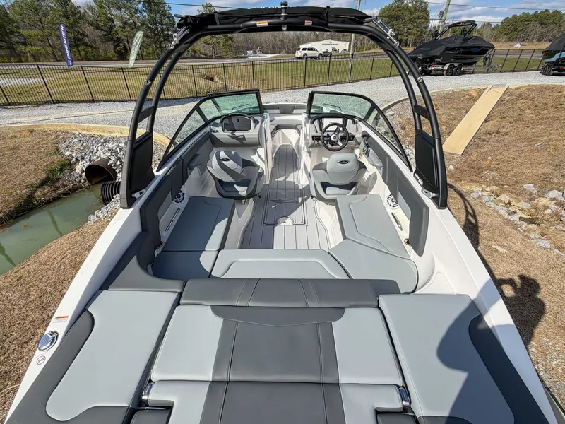 Slide: The Image of Interior view of 2026 Chaparral 23 SSi boat. - 8