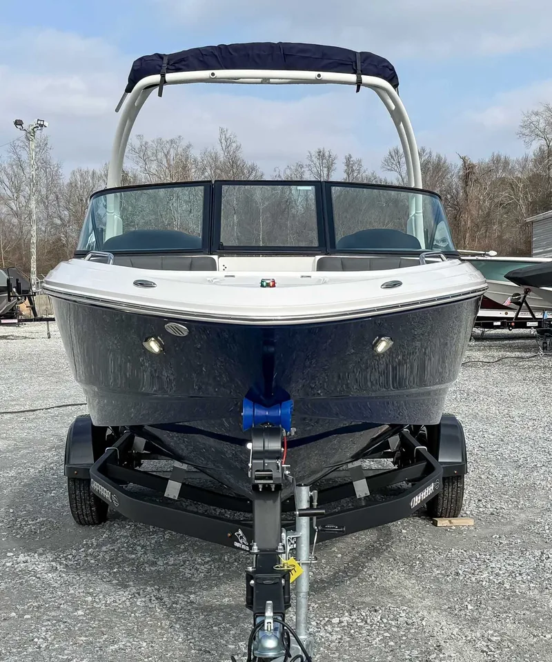 Slide: The Image of 2026 Chaparral 21 SSi boat on trailer, front view. - 4