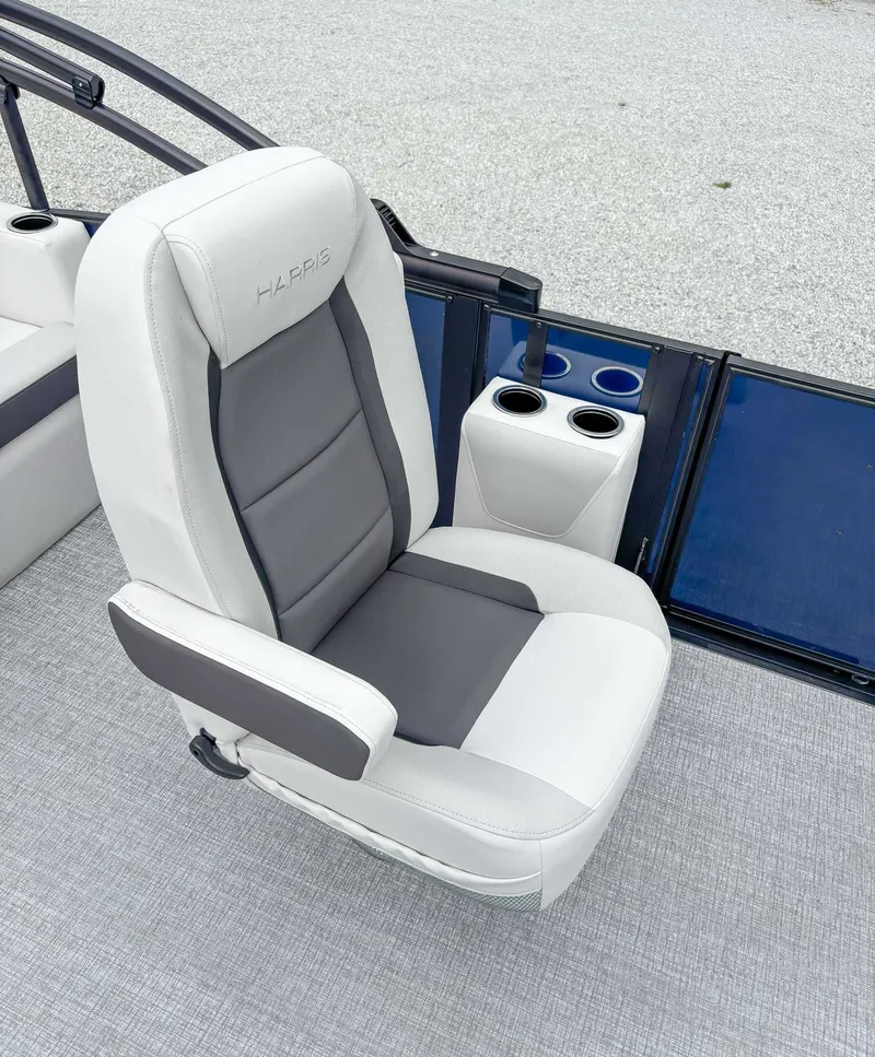 Slide: The Image of Luxurious seat in Harris Cruiser 230 SLDH, Heritage Edition, 2026. - 14
