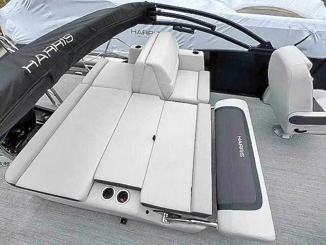Slide: The Image of Luxurious seating on Harris Cruiser 230 SLDH 2026 pontoon boat. - 17
