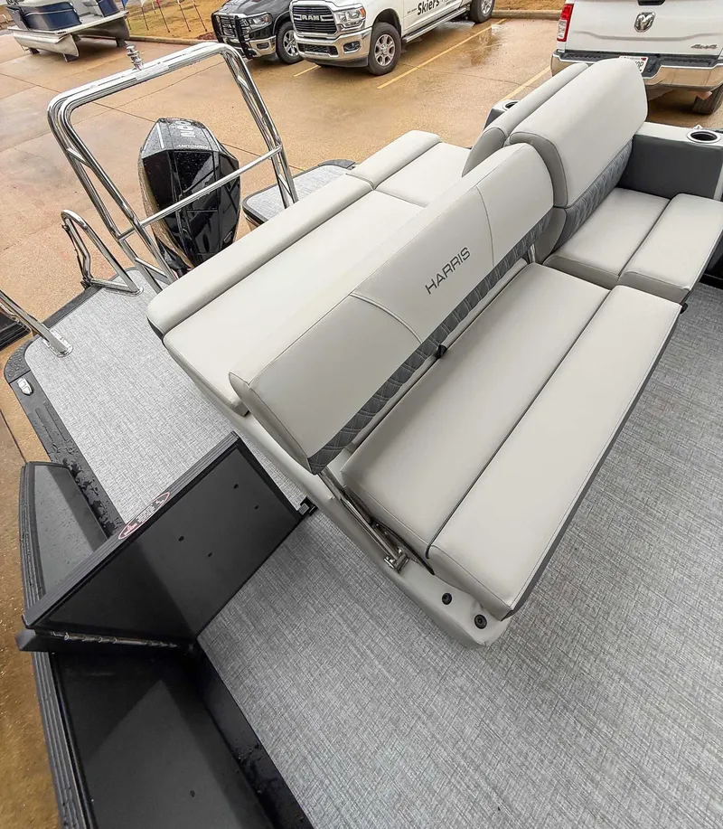Slide: The Image of Harris Cruiser 230 SLDH 2026 with luxurious seating and modern design. - 20