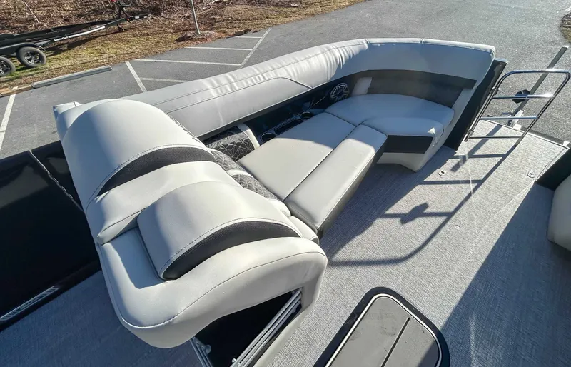 Slide: The Image of Interior of 2026 Harris Grand Mariner 230 SLDH with gray upholstery. - 13