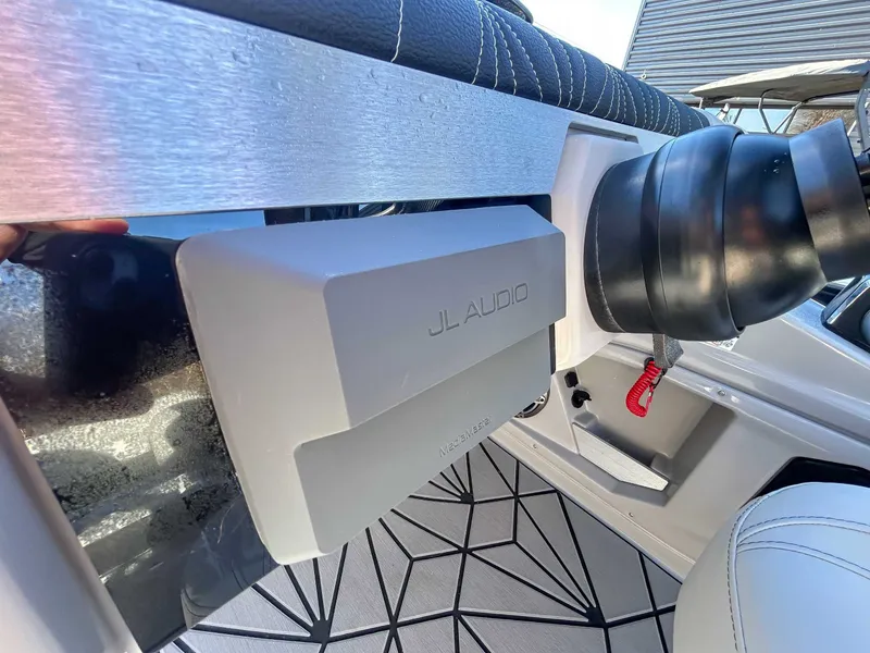 Slide: The Image of JL Audio system in 2026 Harris Grand Mariner 230 SLDH. - 20