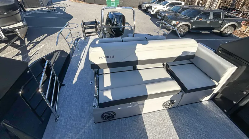 Slide: The Image of Harris Grand Mariner 230 SLDH 2026 with luxurious seating area. - 22
