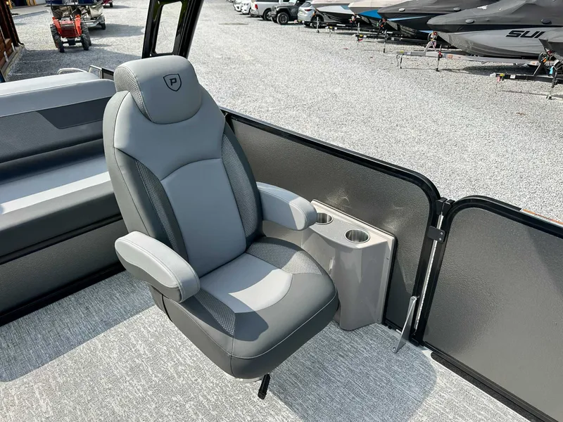 Slide: The Image of Luxurious seating in Premier 230 Solaris RL 2025 boat. - 20