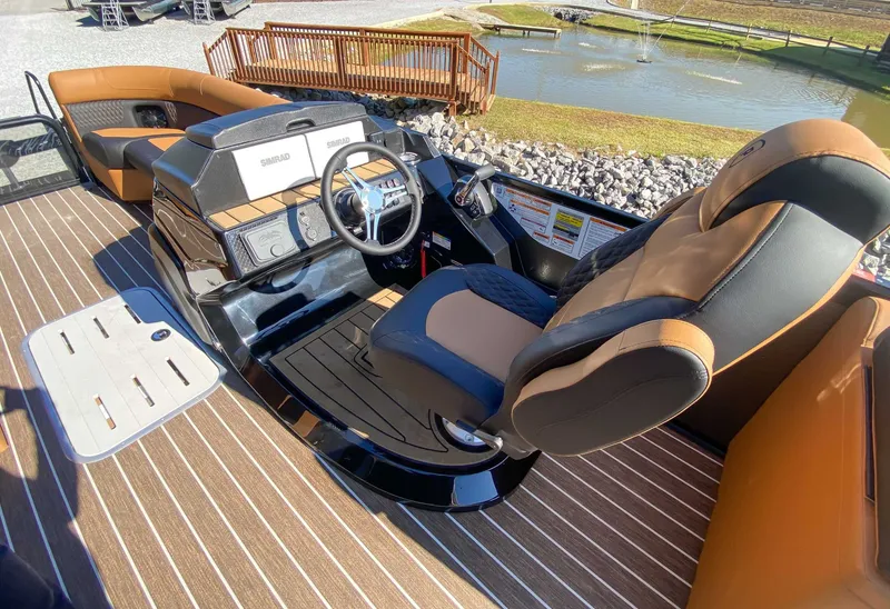 Slide: The Image of Interior of Premier Solaris 250 RF boat, 2026 model. - 15