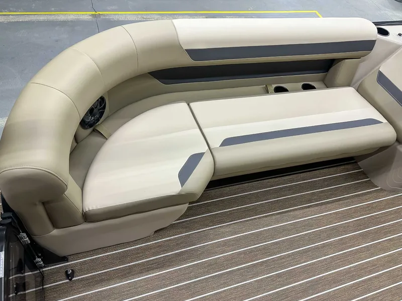 Slide: The Image of Luxurious seating in Premier Sunscape 220 RL (25 PTX) 2026 boat. - 9