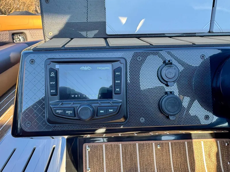 Slide: The Image of Dashboard of 2026 Premier Solaris 250 RL with Wet Sounds system. - 17