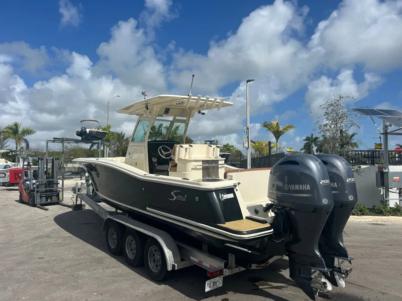 Slide: The Image of Scout 275 LXF 2015 - 2