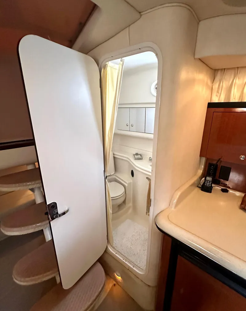 Slide: The Image of Sea Ray 340 Sundancer 2003 - 57