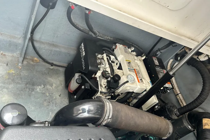 Slide: The Image of Sea Ray 340 Sundancer 2003 - 80