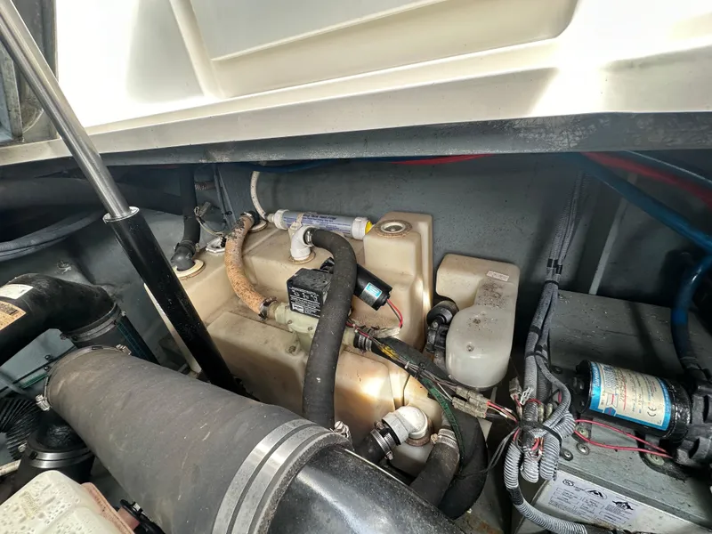 Slide: The Image of Sea Ray 340 Sundancer 2003 - 84