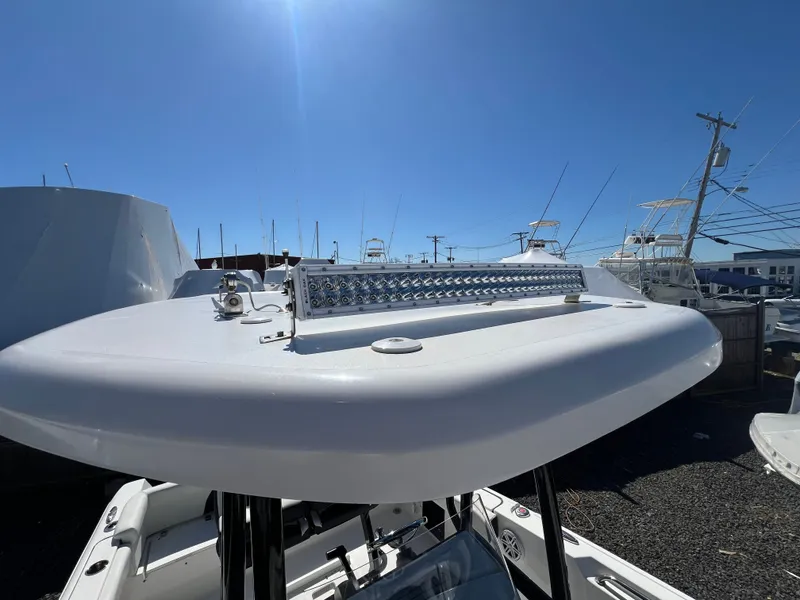 Slide: The Image of Tidewater 220 LXF 2022 - 13