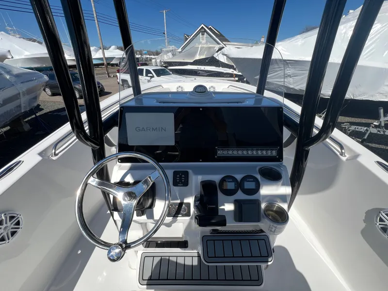 Slide: The Image of Tidewater 220 LXF 2022 - 14