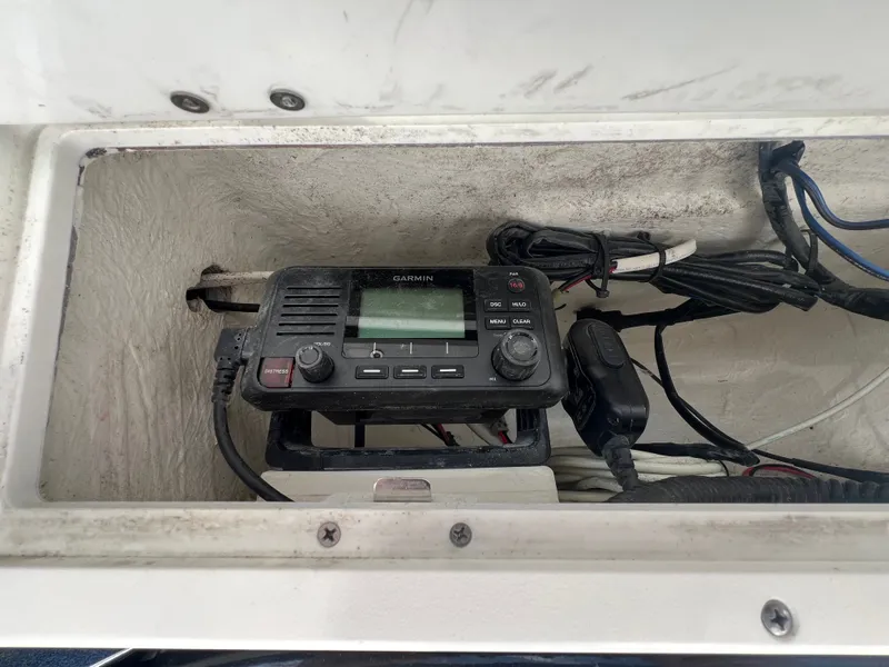 Slide: The Image of Tidewater 220 LXF 2022 - 16