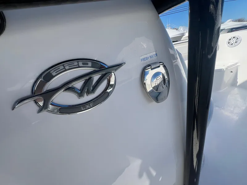 Slide: The Image of Tidewater 220 LXF 2022 - 18