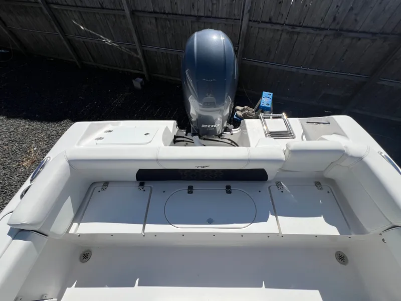 Slide: The Image of Tidewater 220 LXF 2022 - 24