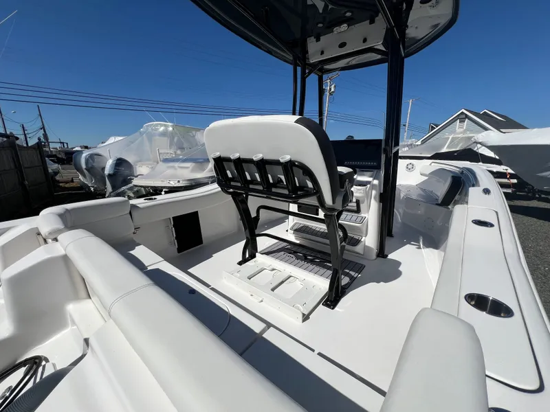 Slide: The Image of Tidewater 220 LXF 2022 - 30