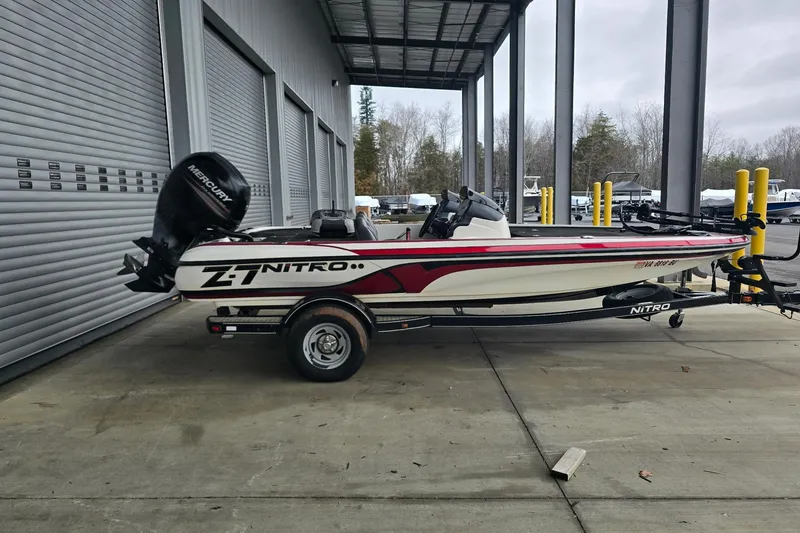 The Image of Nitro Z-7 2014 - undefined