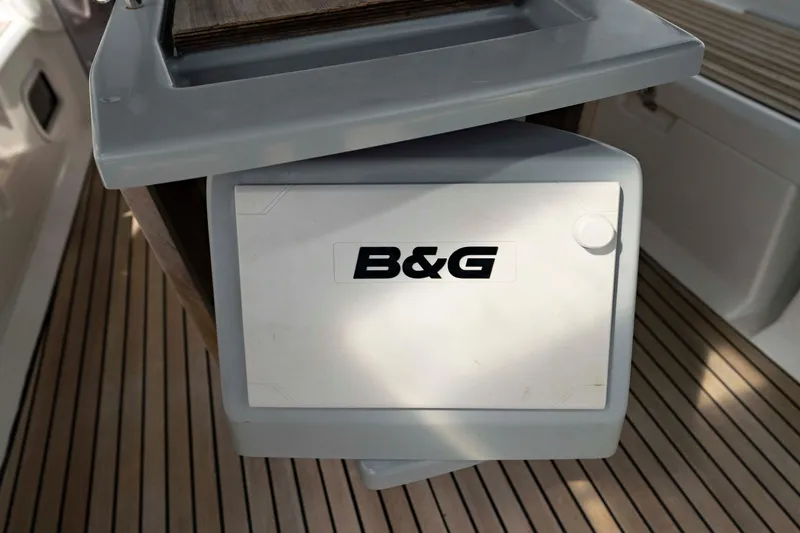 Slide: The Image of B&G equipment on 2017 Beneteau Oceanis 41.1 yacht deck, featuring teak flooring. - 12