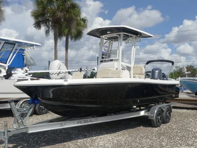 The Image of Robalo 226 Cayman 2026 - 1