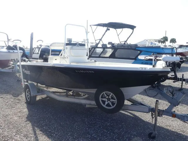 Slide: The Image of Mako 19 CPX 2015 - 3