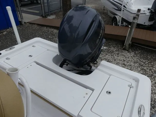 Slide: The Image of Sportsman Masters 207 Bay Boat 2022 - 17