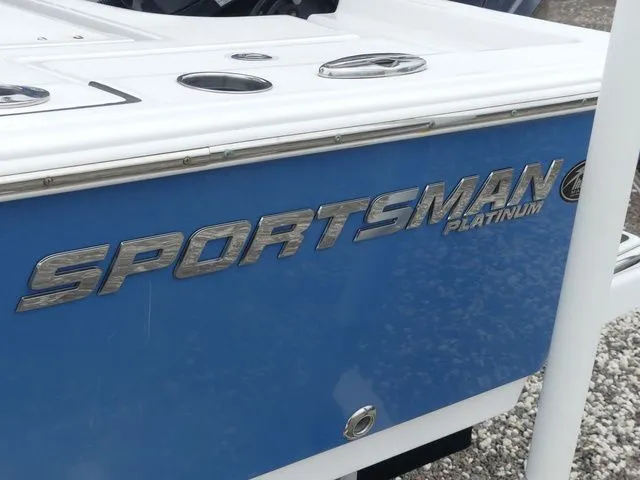 Slide: The Image of Sportsman Masters 207 Bay Boat 2022 - 7