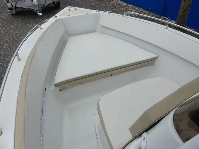 Slide: The Image of Key Largo 206 bay 2019 - 11