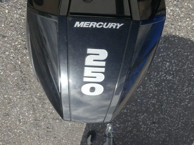 Slide: The Image of Regency 230 DL3 2020 - 11