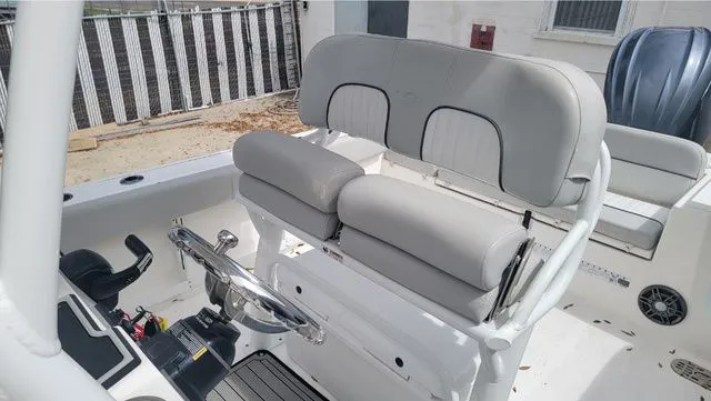 Slide: The Image of Sea Fox 248 Commander 2022 - 8