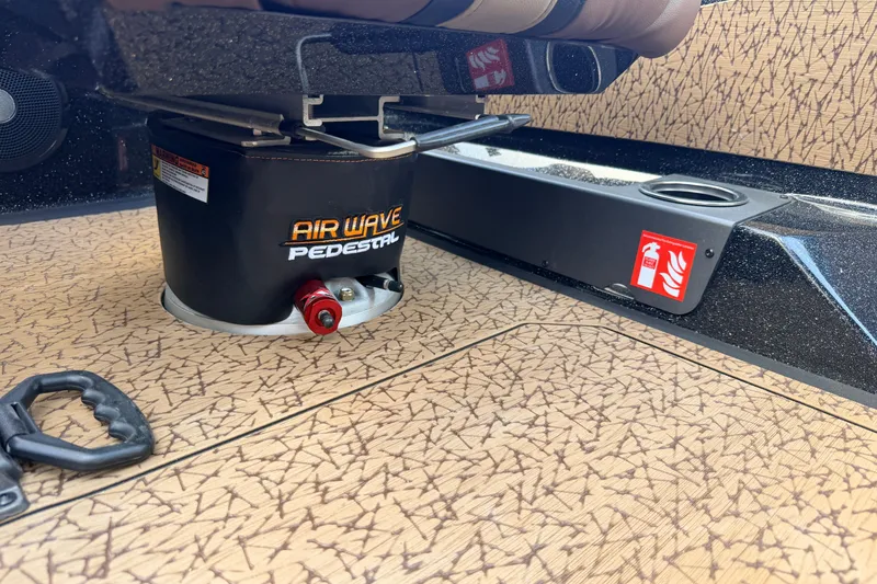 Slide: The Image of 2026 Vexus VXs21 boat interior with Air Wave Pedestal and safety features. - 22