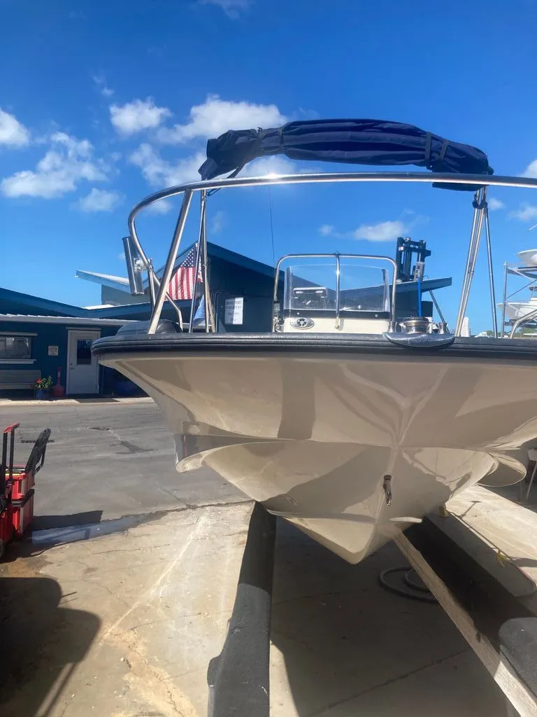 Slide: The Image of Boston Whaler Montauk 2008 - 24