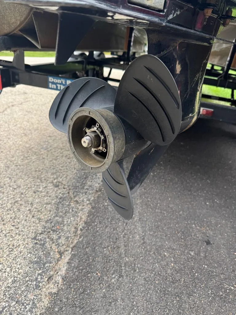 Slide: The Image of Lowe Ss 210 2012 - 15