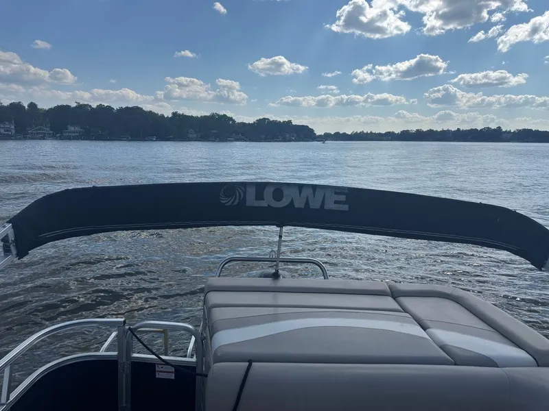 Slide: The Image of Lowe Ss 210 2012 - 21