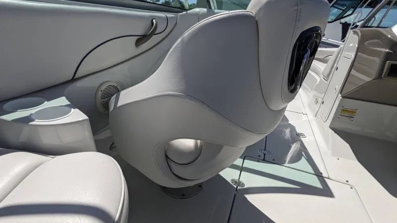 Slide: The Image of Crownline Boats 240 EX 2004 - 12