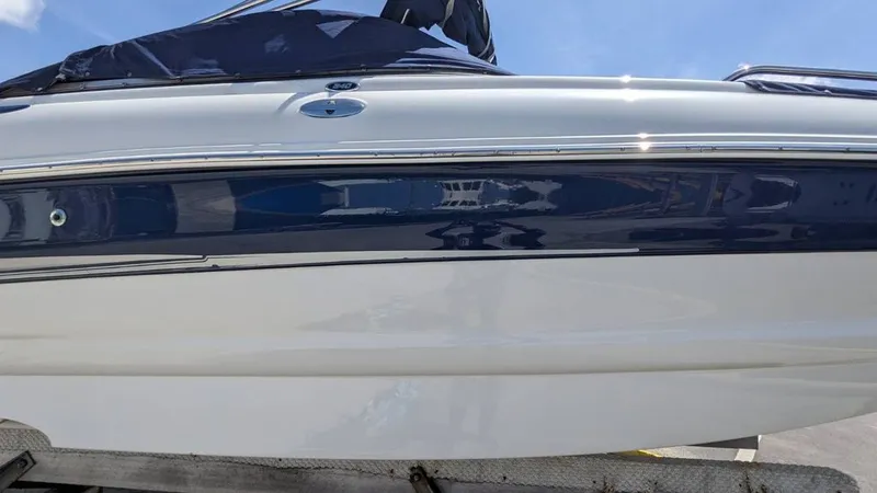 Slide: The Image of Crownline Boats 240 EX 2004 - 52