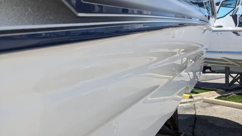 Slide: The Image of Crownline Boats 240 EX 2004 - 54