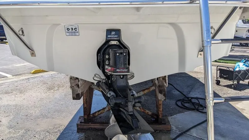 Slide: The Image of Crownline Boats 240 EX 2004 - 61