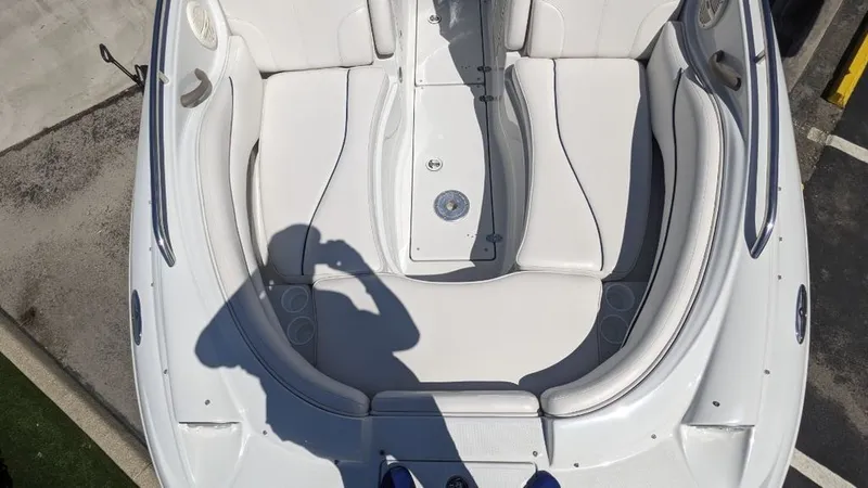 Slide: The Image of Crownline Boats 240 EX 2004 - 7