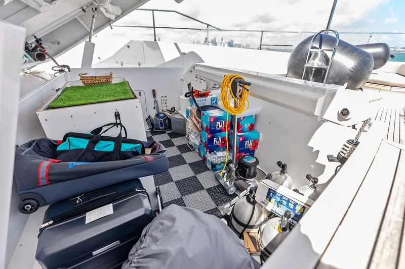 Slide: The Image of Custom Navetta 33 2023 - 116