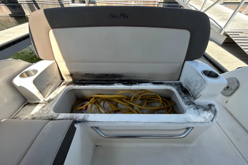 Slide: The Image of 2014 Sea Ray Sundancer 260 boat kitchenette with sink and stove. - 46