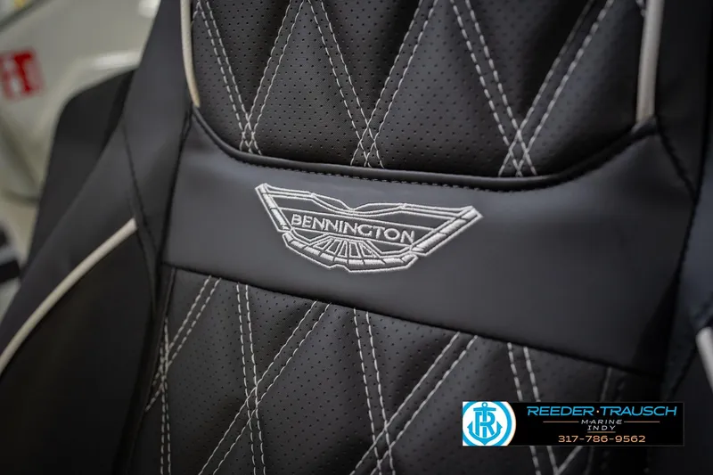 Slide: The Image of 2026 Bennington QX 25 QXFBA boat seat with logo and stitching detail. - 36