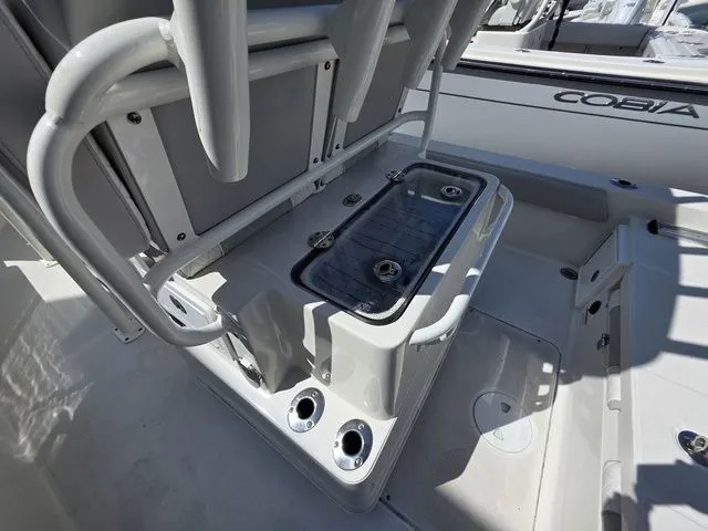 Slide: The Image of Ranger 2510 Bay 2024 - 13