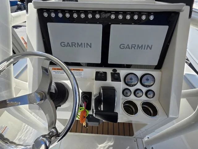 Slide: The Image of Ranger 2510 Bay 2024 - 20