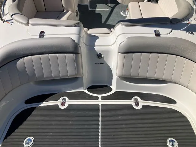 Slide: The Image of Yamaha AR230 HO 2009 - 9