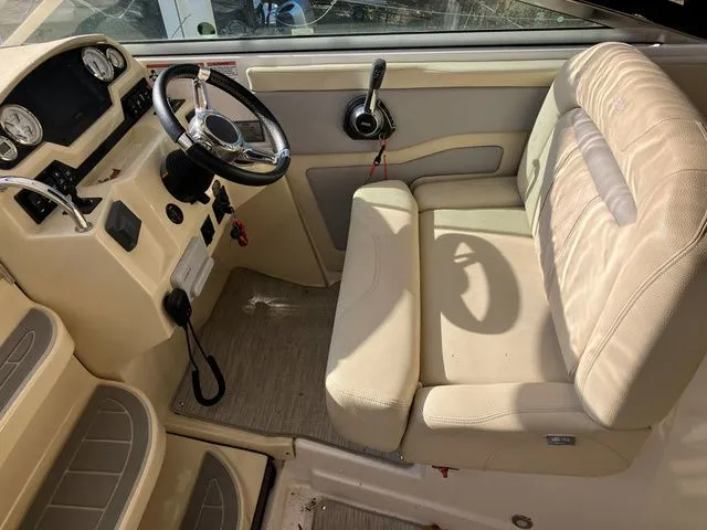 Slide: The Image of Regal 28 Express 2019 - 11