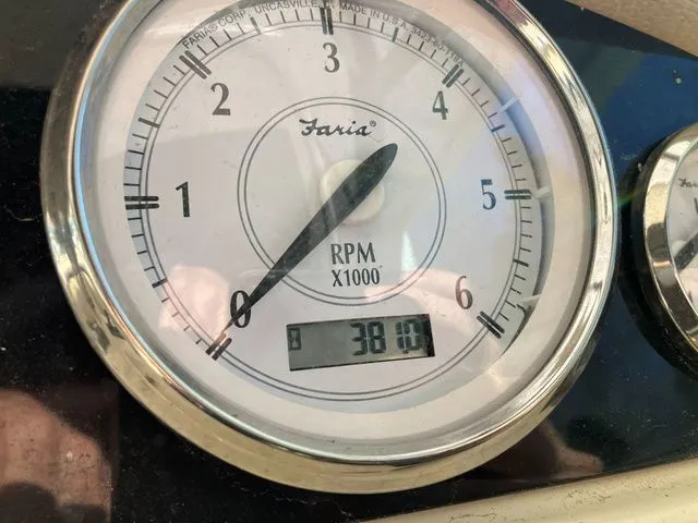 Slide: The Image of Regal 28 Express 2019 - 14