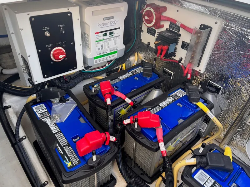 Slide: The Image of Battery system of 2019 Cruisers Yachts 338 CX South Beach Bow Rider. - 37