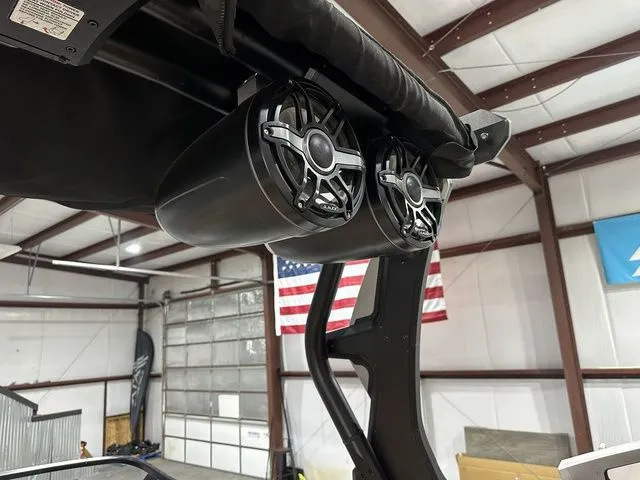 Slide: The Image of Supra SE575 2022 - 15